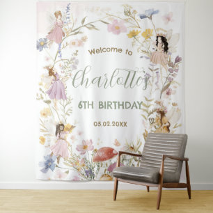 Tenture Bienvenue pour l'anniversaire des fées dans la pra