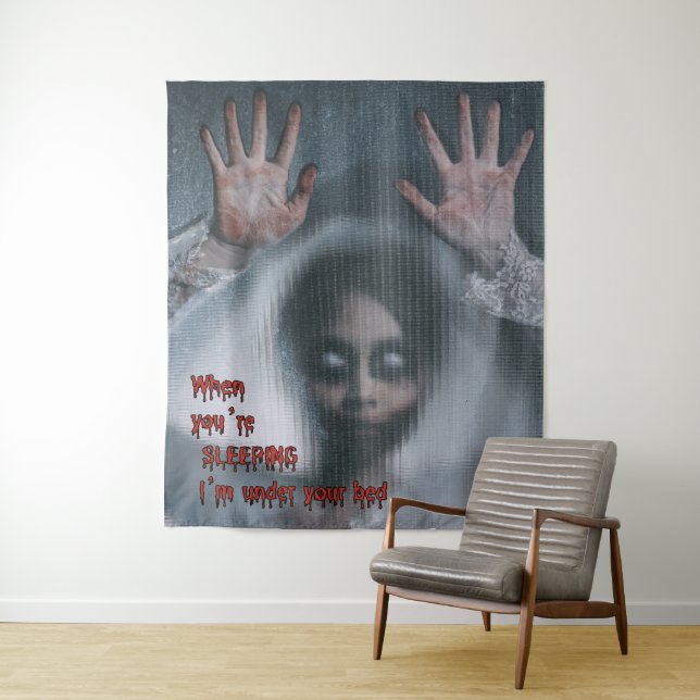Tenture Carte Creepie Zombie Halloween (En situation)