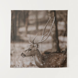 TENTURE CHER AVEC DES ANTLERS
