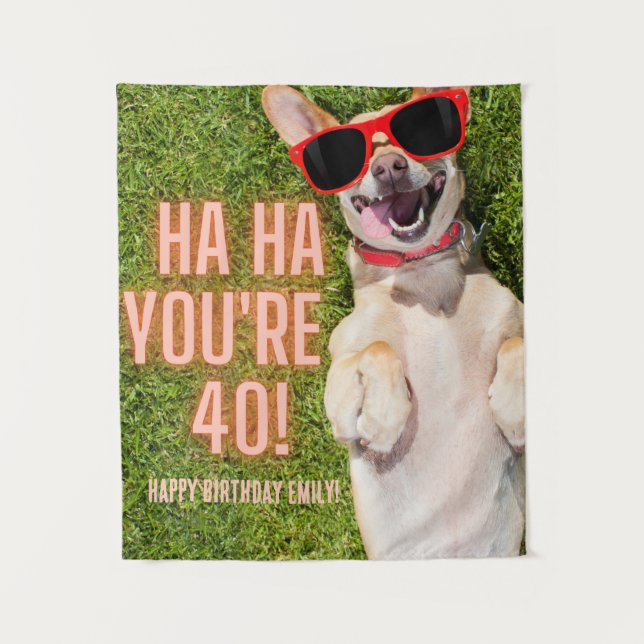 Tenture Chien riant 40e anniversaire BIG (Devant)