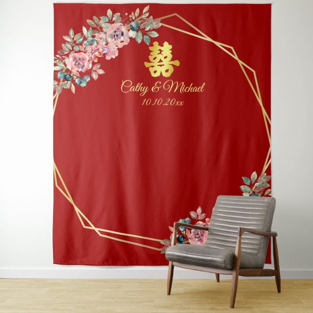 Tenture Couronne fleurie or rouge mariage chinois arrière- (En situation)