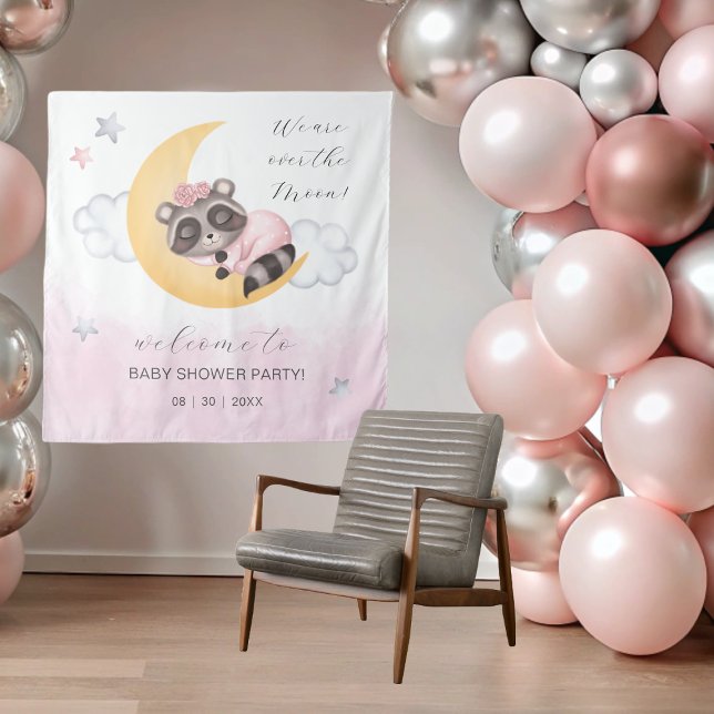 Tenture Dreamy Over the Moon Raccoon Girl Baby shower (Dreamy Over the Moon Raccoon Girl Baby Shower Tapestry)