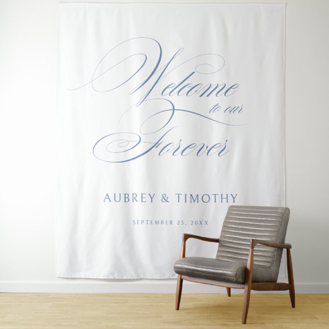 Tenture Elégant Dusty Blue Calligraphy Mariage Bienvenue (En situation)