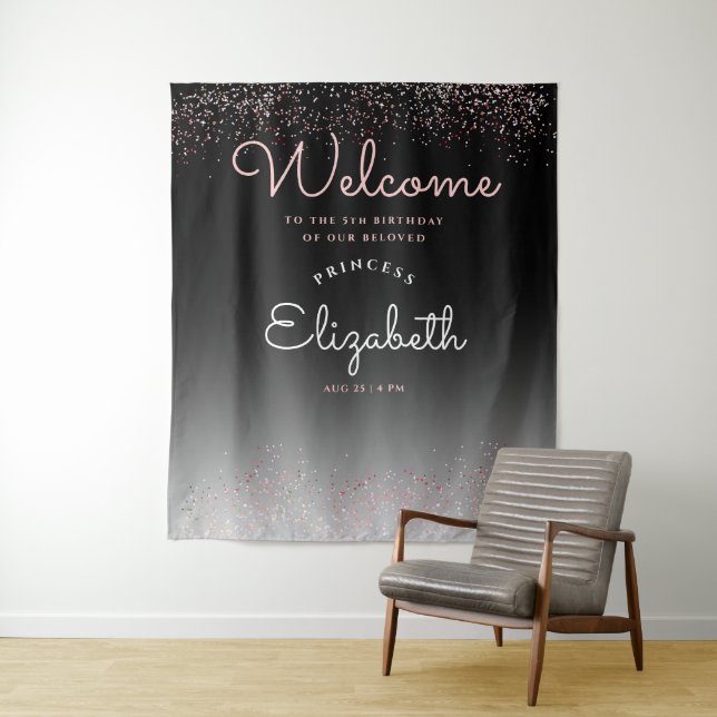Tenture Élégant Féminin Dégradé Noir Rose Pastel Script (En situation)