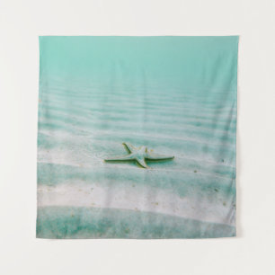 Tenture Estarfish blanche sur sable sous l'eau le matin
