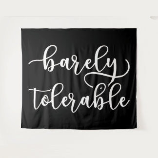 Tenture Fierté Et Préjudice - À Peine Tolérable I