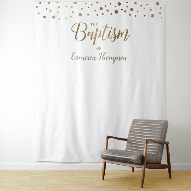 Tenture Fond de baptême simple en confettis dorés (En situation)