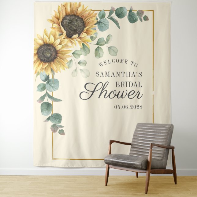 Tenture Fond de mariage floral tournesol eucalyptus (En situation)