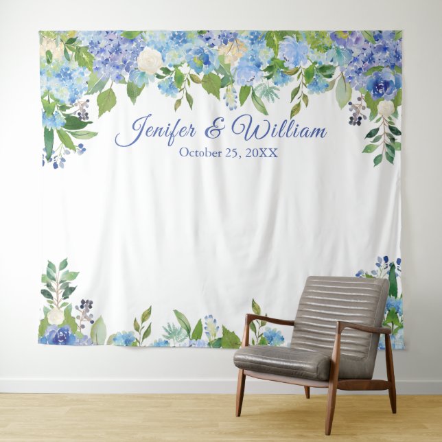 Tenture Fond de photomaton de mariage avec hortensias bleu (En situation (horizontale))