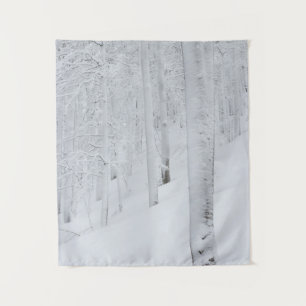 Tenture Forêt couverte neige hiver merveilleuse