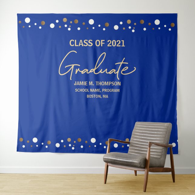 Tenture Gold Class of 2021 Royal Blue backdrop graduation (En situation (horizontale))