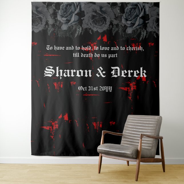 Tenture Gothique Noir Rouge Texturé | Roses Noires (En situation)