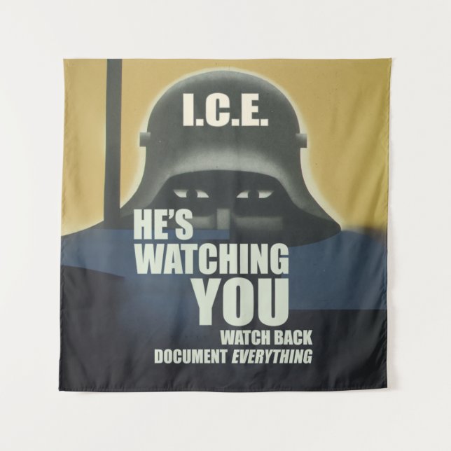 Tenture He's Watching You 2026 (Devant)