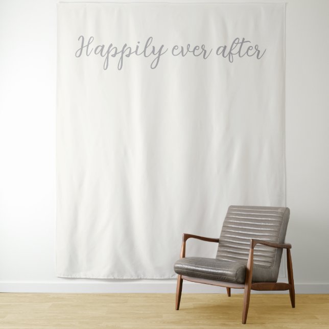 Tenture Heureux Jamais après Pearl White Argent fond (En situation)