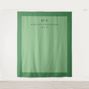 Tenture Initiales vert sauge minimaliste