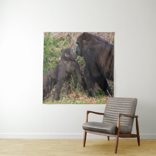 Tenture L'affection de Gorilla Baby pour maman