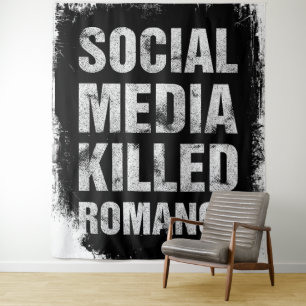 Tenture Les médias sociaux ont tué la romance