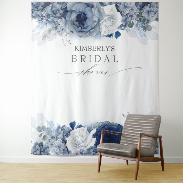 Tenture Mariage poussiéreux et floral bleu marine / Baby S (En situation)