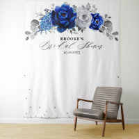 Mariage royal bleu blanc argenté floral