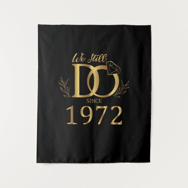 Tenture Nous Le Faisons Toujours Depuis 1972 Annivers Du M (Devant)