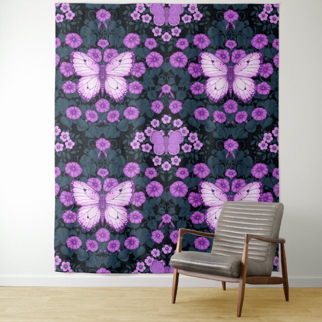 Tenture Papillons et symétrie des fleurs, violet et bleu (En situation)