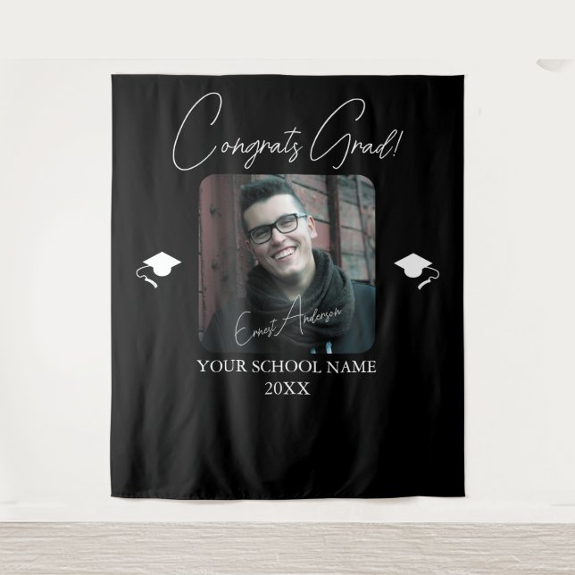 Tenture Personalized Graduation Photo Banner Class of 2026 (Devant)