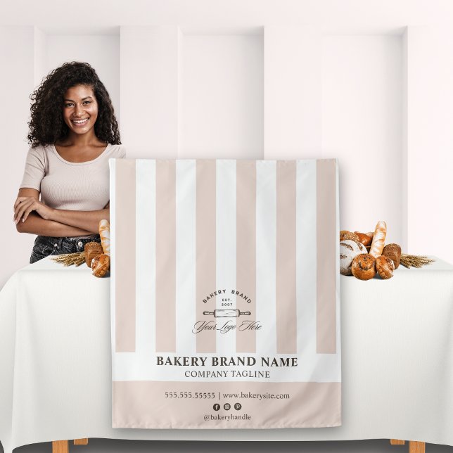 Tenture Pink French Stripes Bakery Logo Table Runner  (Créateur téléchargé)