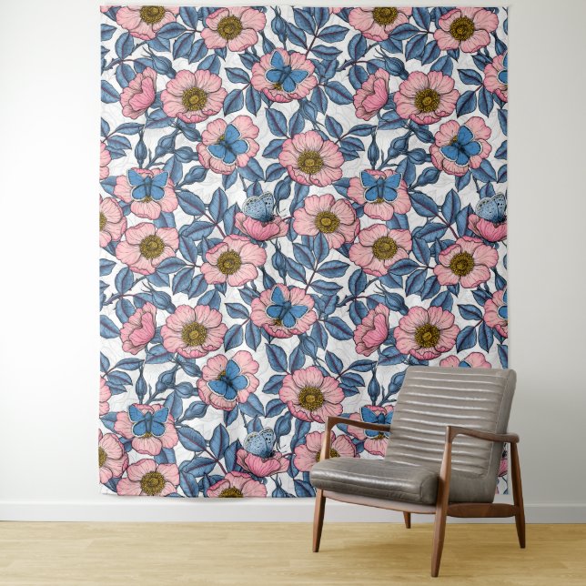 Tenture Rose de chien et papillons (En situation)