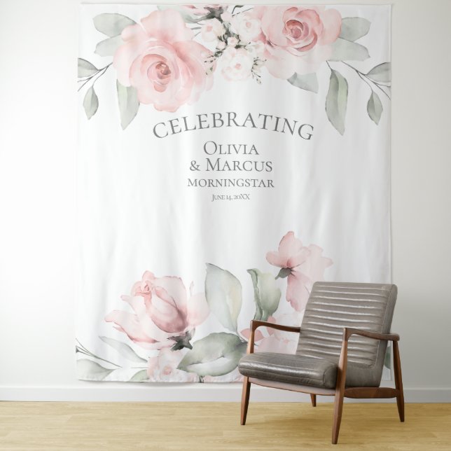 Tenture Roses Aquarelle Rose Foncé Accessoire de Mariage (En situation)