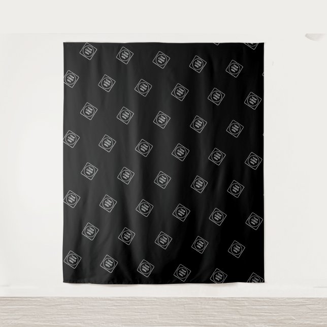 Tenture Simple Repeating Logo Pattern Black Wall Branding (Devant)
