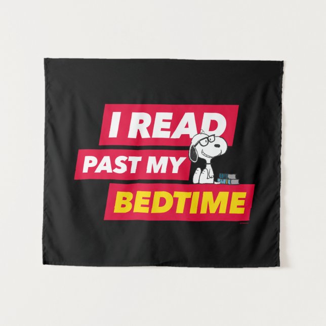 Tenture Snoopy "I Read Past My Bedtime" (Devant (Horizontal))
