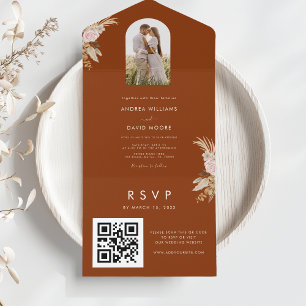 Terracotta Arch Foto Pampas Grass Floral Wedding All In One Einladung