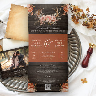 Terracotta Floral Antlers Wood QR Code Hochzeit Dreifach Gefaltete Einladung