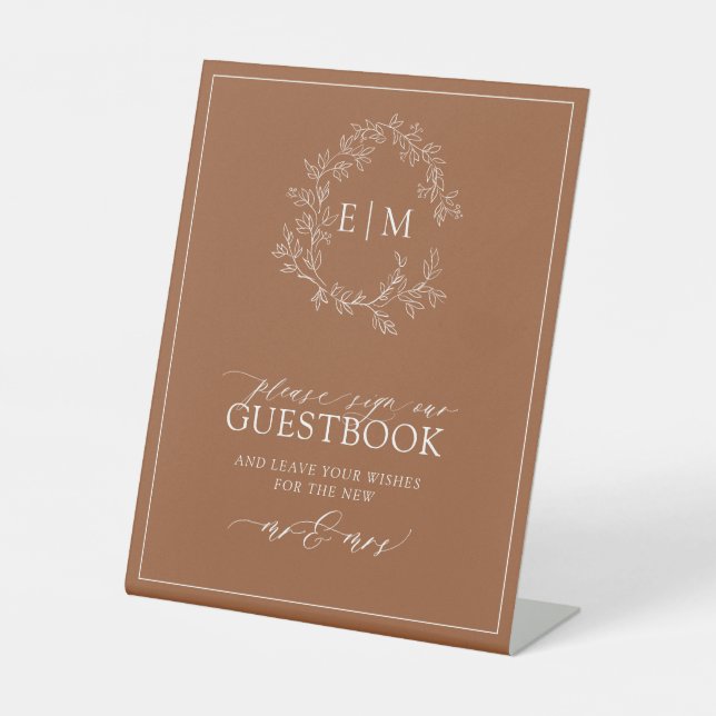Terracotta Leafy Wappen Monogram Wedding Gästebuch Sockelschild (Vorderseite)