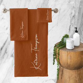 Terracotta Modern Signature Script Monogram Badhandtuch Set