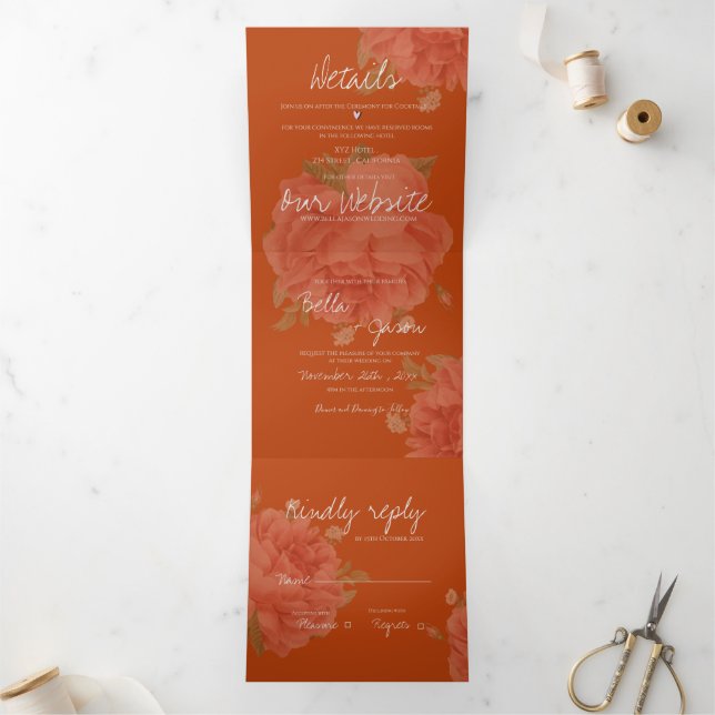 Terracotta Rust Floral Monogram Hübsche Hochzeit Dreifach Gefaltete Einladung (Innenseite)