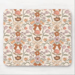 Terracotta Rustikale Bogen und Blüten Mousepad<br><div class="desc">Boho und rustikale Mousepad mit handgezeichneter Darstellung von Bögen und Blume in Terrakotta und Rosa.</div>