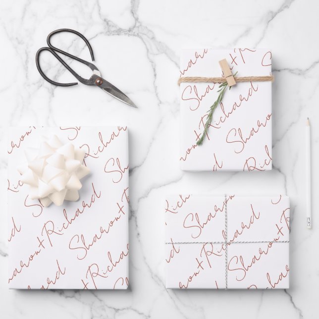 Terracotta-Skriptkalligrafien Namen Hochzeit Geschenkpapier Set (Vorderseite)