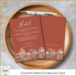Terracotta Wildblumen Elegantes Hochzeitshotel Begleitkarte