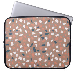 Terrazzo Boden nahtlos Muster. Vintager Stein, Laptopschutzhülle