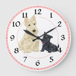Terrier écossais et horloge de chiot