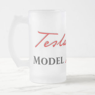 Tesla S modèle préétabli sur une tasse givrée