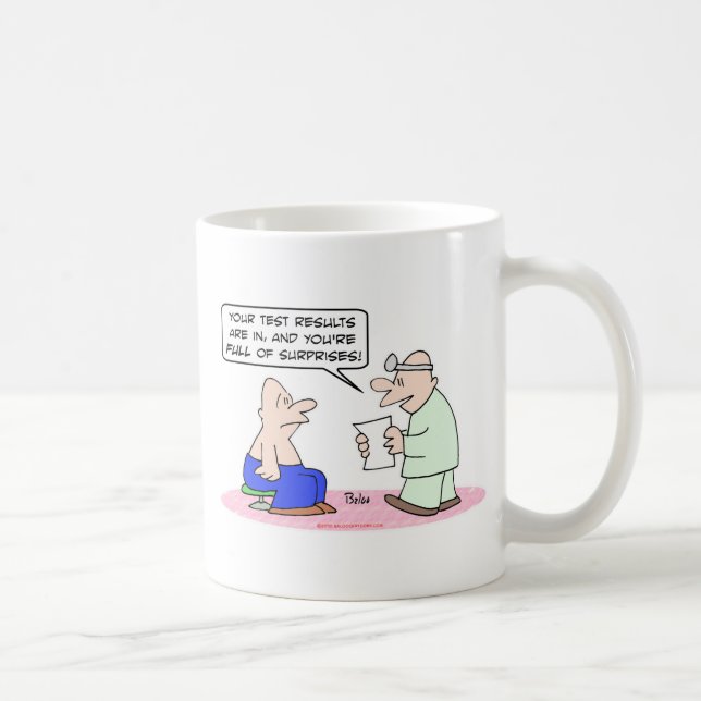 Testergebnisse überrascht voll Doktorpatienten Kaffeetasse (Rechts)