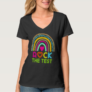 Testtag rocken den Testlehrer-Testtag-Regenbogen T-Shirt