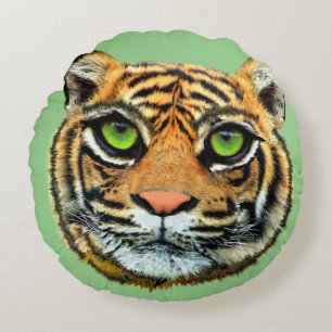 Tête de tigre sauvage sur coussin rond vert