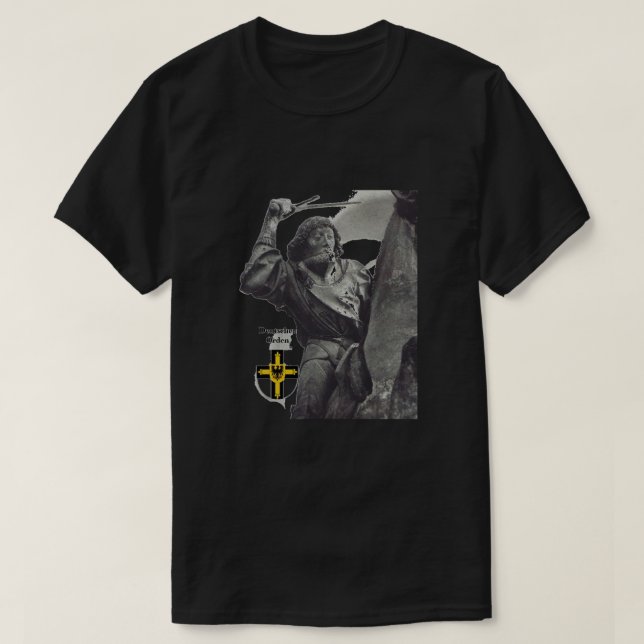 Teutonischer Ritter... Skulptur von Georg von der  T-Shirt (Design vorne)