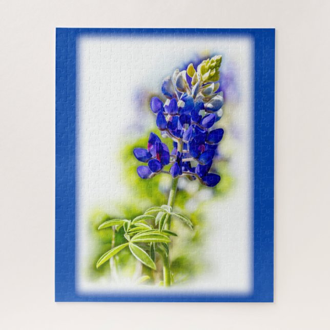Texas Bluebonnet Blume auf Weiß mit Grafik (Vertikal)