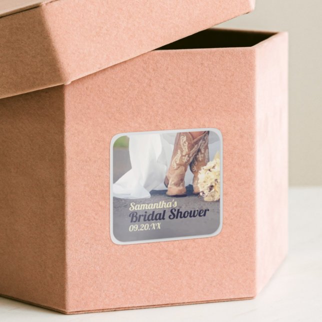 Texas Bride in Boots Brautparty Quadratischer Aufkleber (Von Creator hochgeladen)