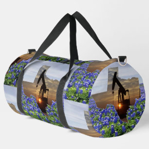 Texas Ölpumpen Jack Sonnenuntergang und Bluebonnet Duffle Bag