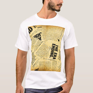Text in Zeitungen mit altem Papier T-Shirt